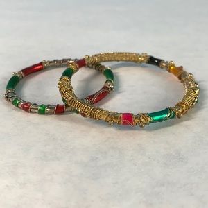 Set of 2 Women’s Indian Style Metal Bangles